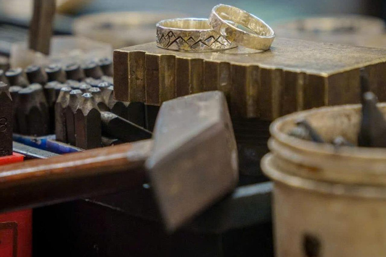 Hoi An: Silver Ring Crafting Workshop with an Artisan