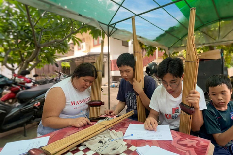 Khaen Lao Class for Beginners & COPE Visitor Center Tour Khaen Lao Class for Beginners only