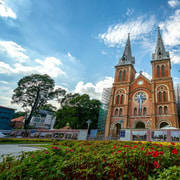 Ho Chi Minh City: Highlight Tour with Guide & Entry Ticket
