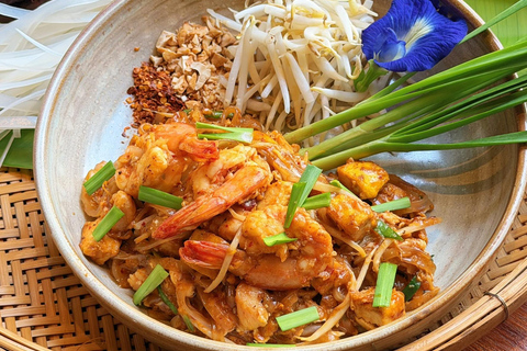 Phuket: Naidee Thai Cooking Class with Chef Ern With Hotel Pickup