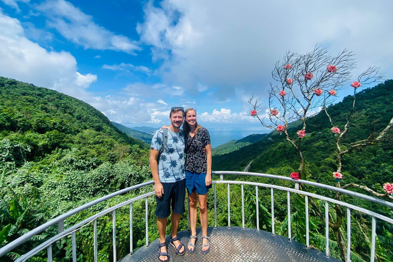 De Hue à Hoi An en voiture privée via le col de Hai Van et le pont d'or