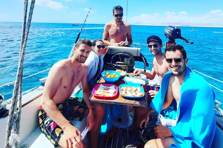 Fuerteventura: Sailing Experience - Sail with us to Isla de Lobos
