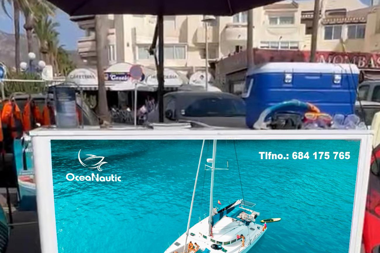 Benalmádena: Sailing & Dolphin Watching with Snacks/Drinks 2-h Shared Catamarán Day / Sunset