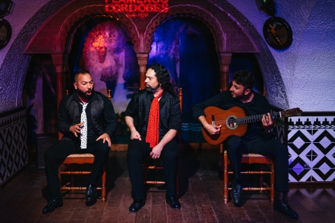 Barcelone : spectacle au Tablao Flamenco CordobesDégustation de tapas, boisson et spectacle de flamenco