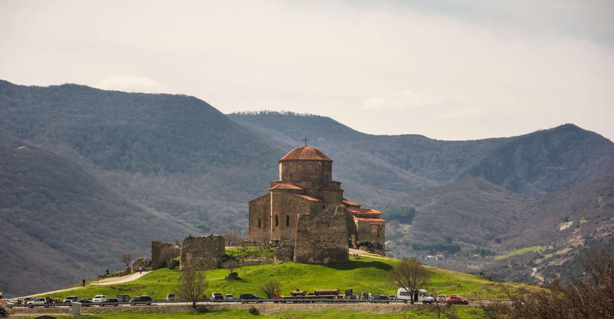 Group Tour to, Gori - Uplistsikhe - Mtskheta - Jvari - Housity