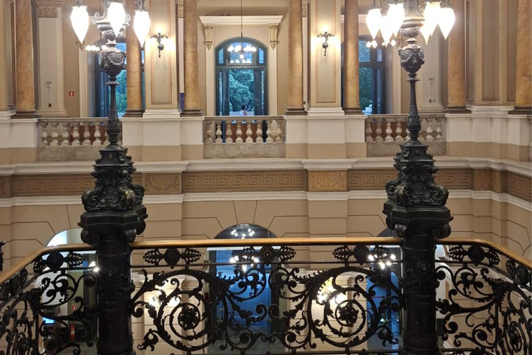 Rio de Janeiro: Historic Downtown Walking Tour with Lunch