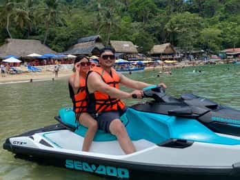 Rent yet sky jet ski guayabitos