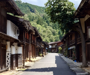 From Matsumoto/Nagano: Nakasendo Trail Walking Tour