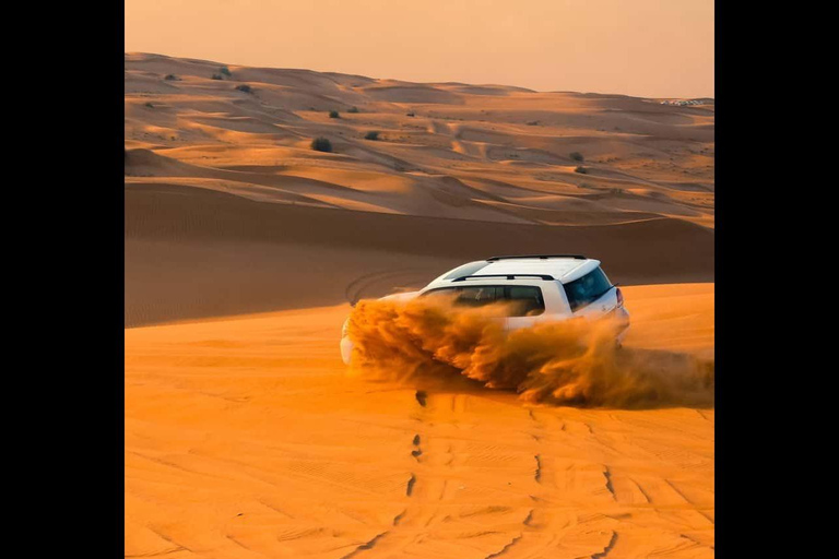 Doha: Übernachtung im Wüstencamp mit BBQ-Abendessen und FrühstückDoha: Übernachtung im Wüstencamp mit Grillabend und Frühstück