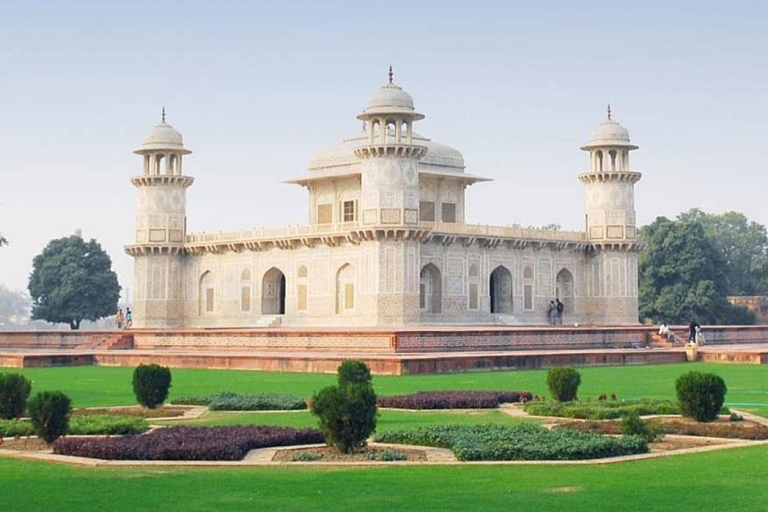 Visite du Taj Mahal au lever du soleil depuis Delhi