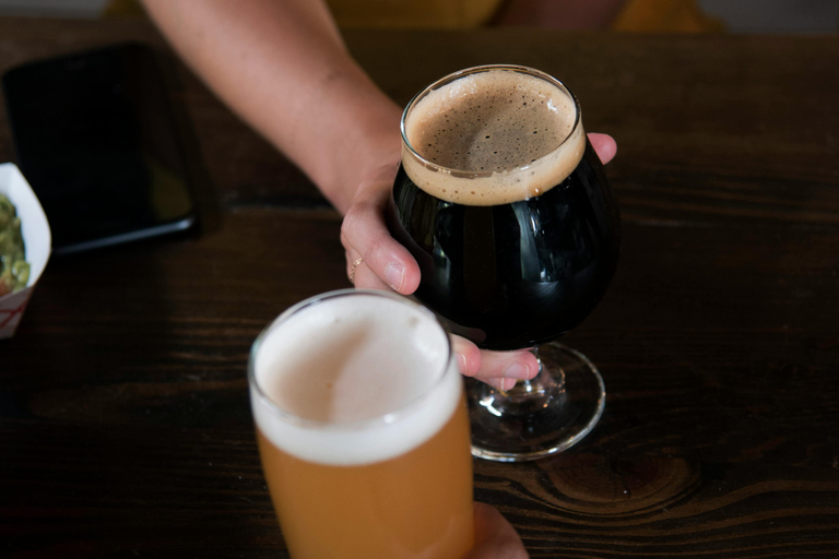 Jaipur Guided Bar Crawl with Hotel Pickup and Drop-off