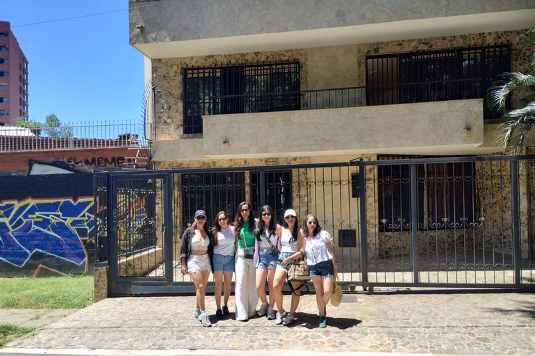 Medellín: Pablo Escobar Tour with Souvenir, Your Best Experience Medellín: Pablo Escobar Tour with a souvenir, your best experience