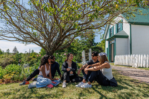 PEI: Anne of Green Gables Express Tour Extended Tour with Hotel Pick-up