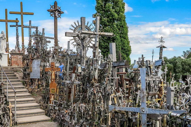 Vilnius/Kaunas: Žemaitija Day Trip – Crosses, Lakes & Coast