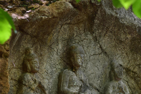 Hangzhou: West Lake Hills Wuyue Buddhist Carvings Day Trip