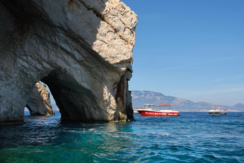 Zakynthos: Shipwreck Beach and Blue Caves Boat Tour Zakynthos: Shipwreck Beach and Blue Caves Boat Tour