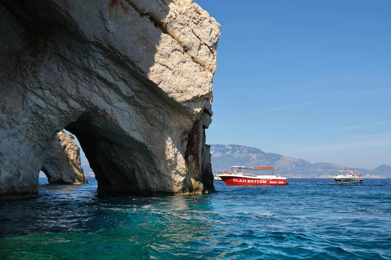 Zakynthos: Shipwreck Beach and Blue Caves Boat Tour Zakynthos: Shipwreck Beach and Blue Caves Boat Tour
