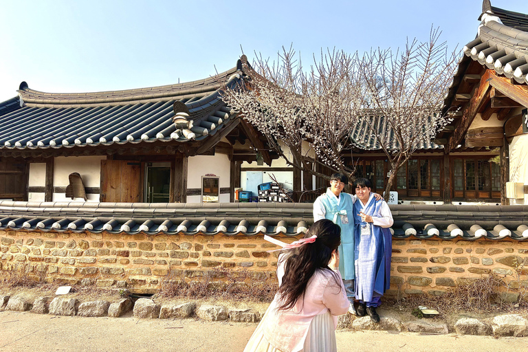 Gyeongju: Ancient Capital Secrets & Hidden Gems Private Tour Small Group Join-in Tour (Max 8 Guests)