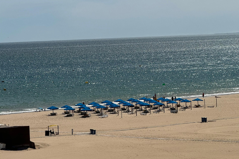 Da Lisbona: Escursione di un giorno in Algarve con crociera nelle grotte di Benagil