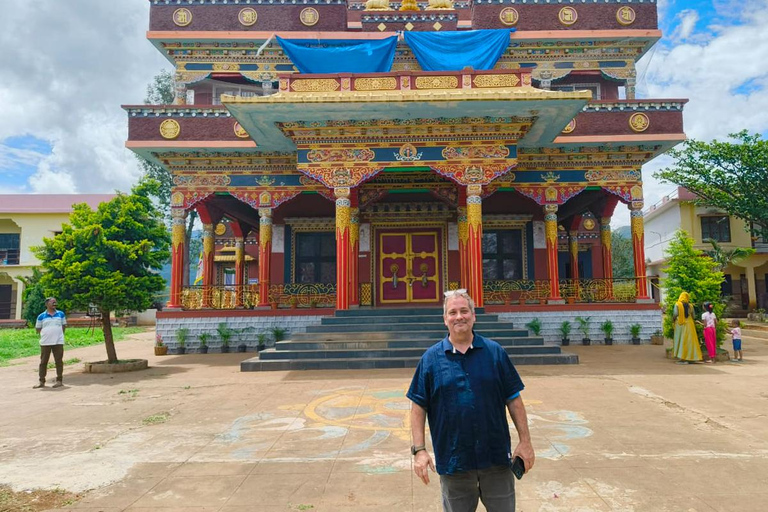 Wycieczka z Bangalore do buddyjskiego klasztoru i wodospadów Shivanasamudram