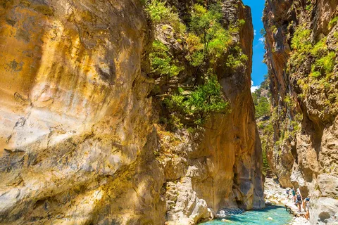 Von Chania/Kalyves: Ganztägige Wanderung durch die Samaria-Schlucht