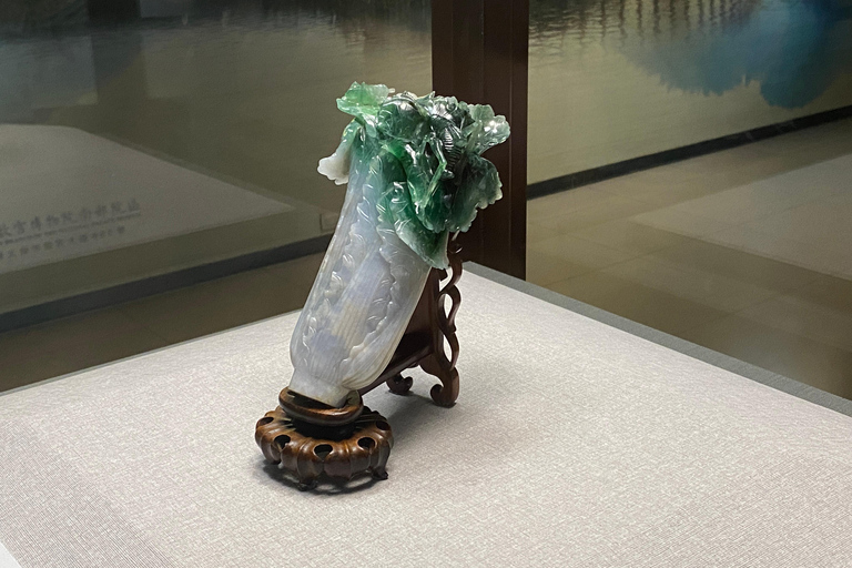 Taipei: City Highlights Tour with Taipei 101 Observatory Join-in Tour