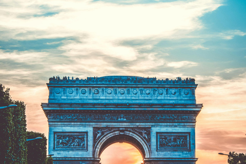 Paryż: Wycieczka piesza po mieście i rejs po Sekwanie