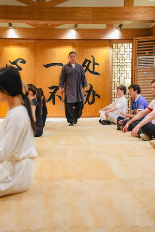 Shanghai: Shaolin Kung Fu Beginner Lesson with a Master