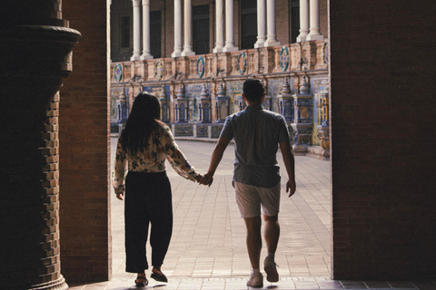 Fotógrafo profesional - Sesión de fotos en la Plaza de España.Fotógrafo profesional. Sesión de fotos en la Plaza de España