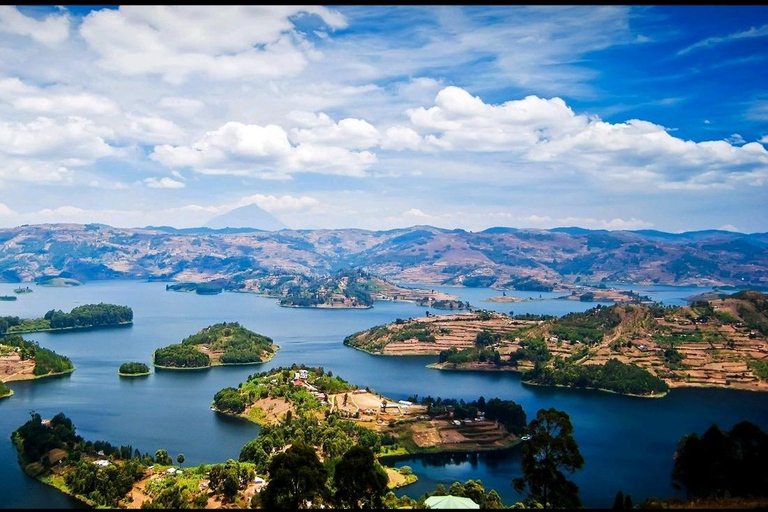 THREE (3) DAYS UGANDA GORILLA SAFARI WITH LAKE BUNYONYI.