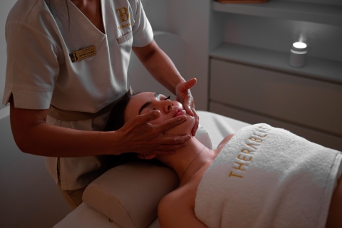 Antalya: Massage and Professional Skin Care Experience