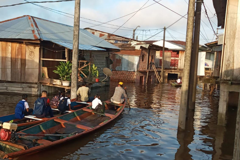 Tour Privado en el Mercado de Belén, Ciudad Flotante y Río Amazonas