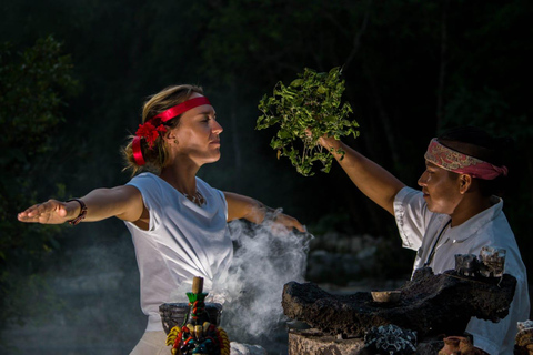 Cancun: Notte cerimoniale Maya , Temazcal e Cenote