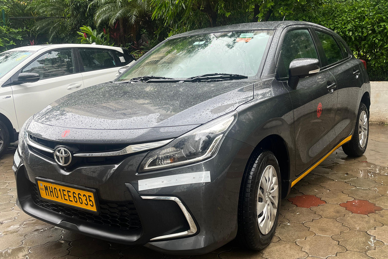 Mumbai: Toyota Etios or Glanza Car Rental with Chauffeur