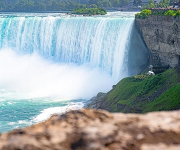 Niagara Falls: Early Access Boat & Journey Behind the Falls