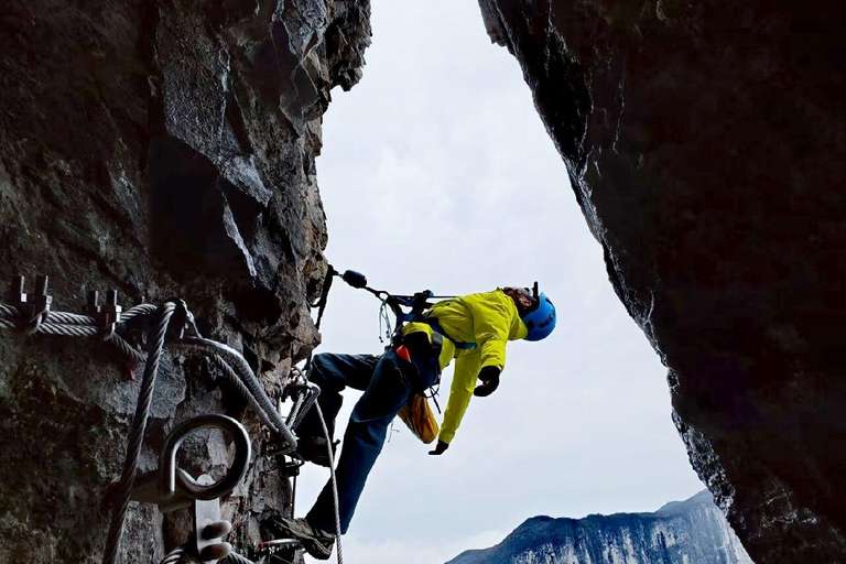 Most Complete Qixing MT – Via Ferrata & More, Zhangjiajie Cave Via Ferrata (Underground Adventure)