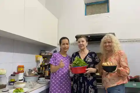 Hoi An Culinary Experience Tour: Home-Cooked Meal Adventure