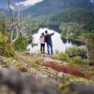 From Sechelt or Langdale: Sunshine Coast Tour and Hike