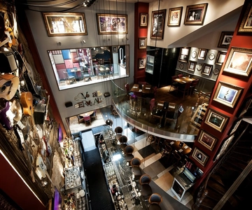 Brussels: Hard Rock Cafe with Set Menu for Lunch or Dinner