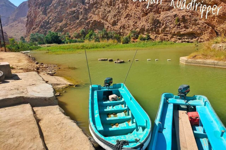 From Muscat: Wadi Shaab &amp; Sur tour