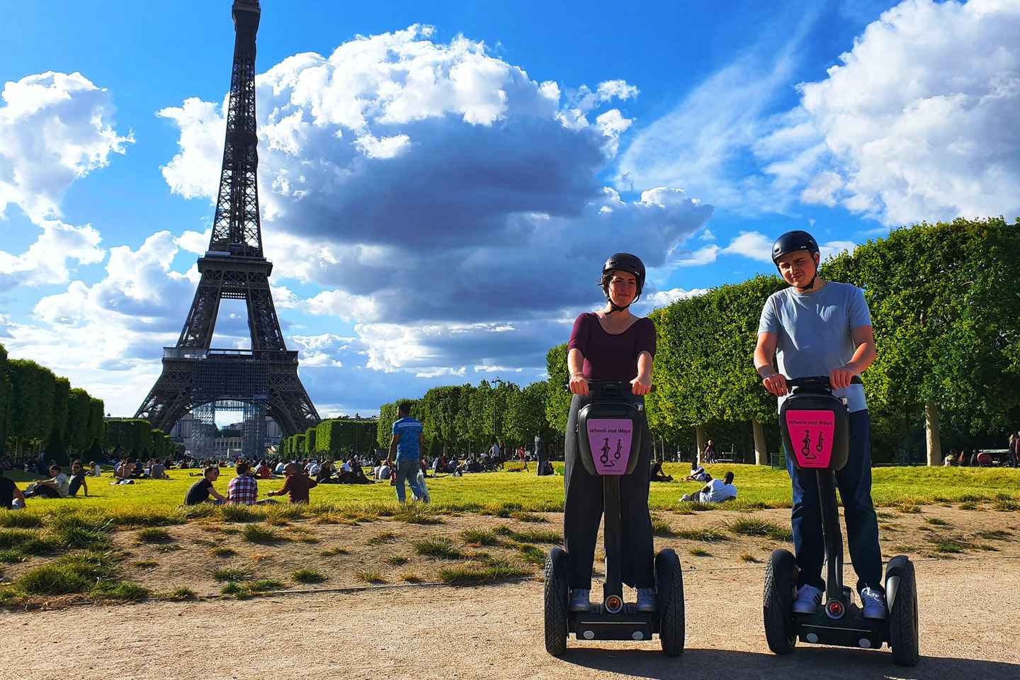 Paris: 1,5 hour Guided Segway Tour - Paris: 1,5 hour Guided Segway Tour
