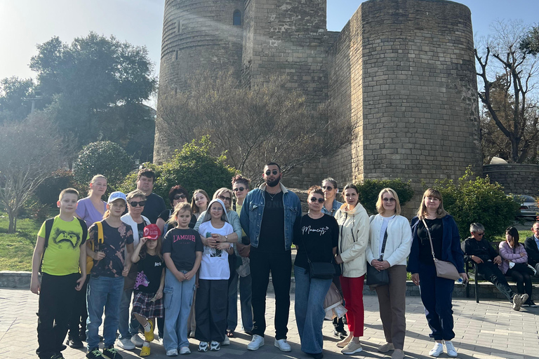 巴库：老城漫步和观光之旅巴库：老城区漫步和观光之旅