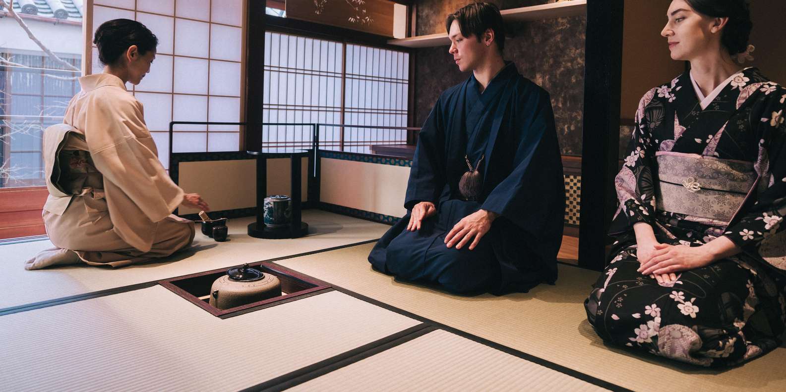 Kyoto: Tea Ceremony with Kimono and Photoshoot — gallery image 4