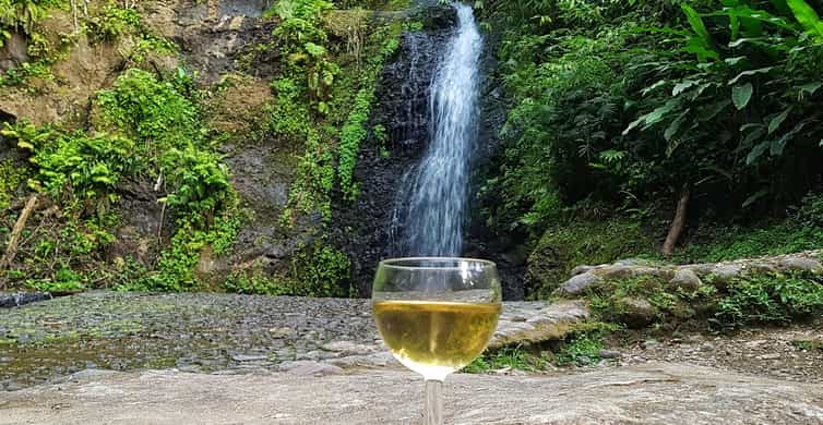 Tour gourmand jusqu'à Saint-Pierre et une cascade
