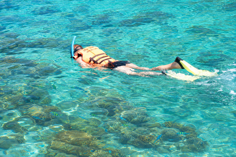Krabi: Premium Cruise with Dinner & Plankton Swim Meet at Bamboo Beach Club in Ao Nang