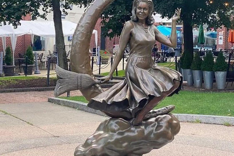 Salem: Psychic Bewitched Tour With Tarot Reading