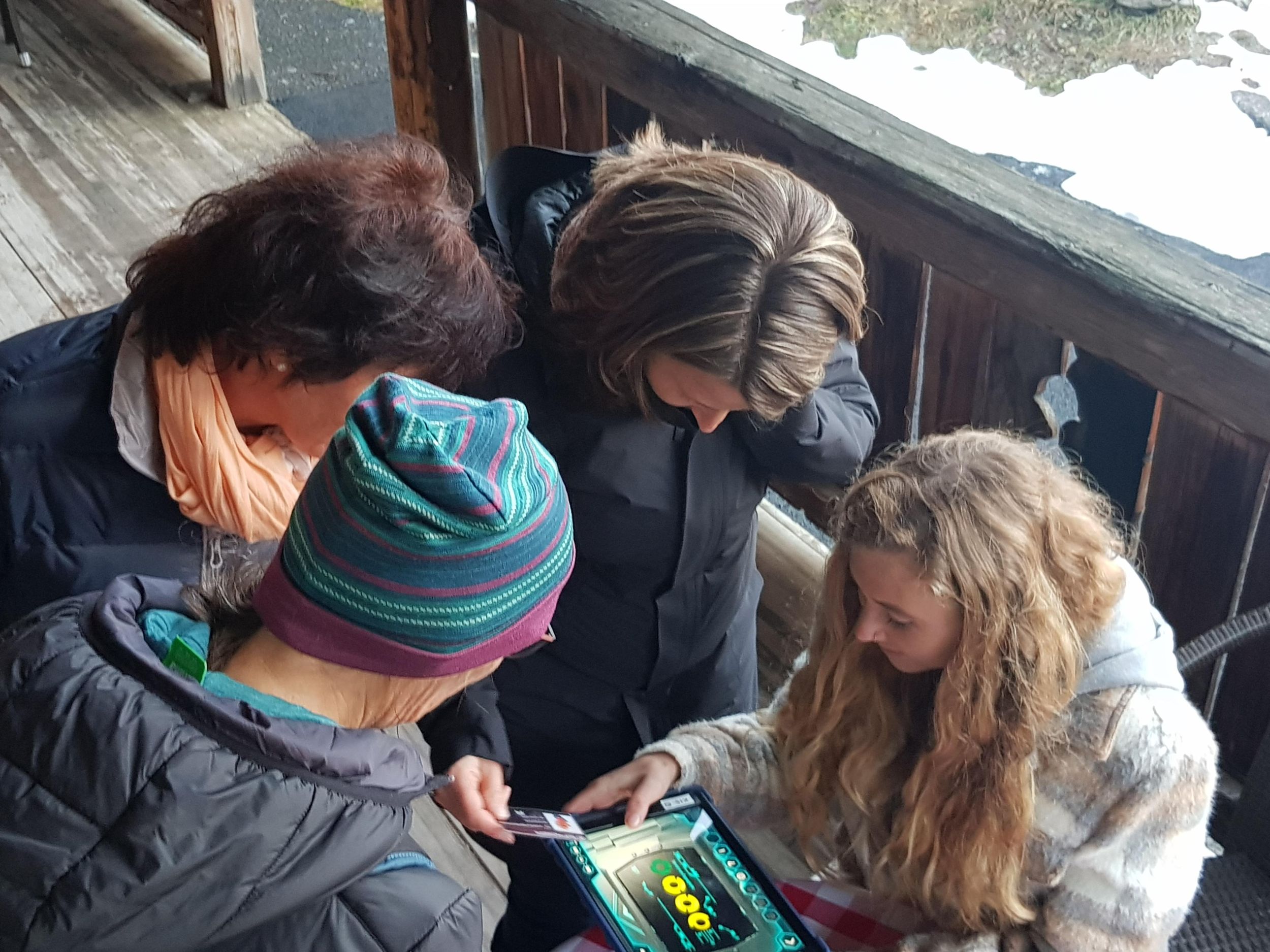 Adelboden: Outdoor Adventure Game „Black Out“ mit 12 Rätseln