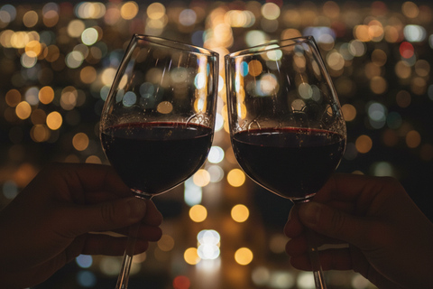 Bogotá: Night Tour in a Classic Mercedes-Benz with Wine