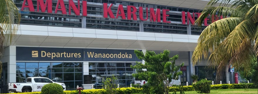 Zanzibar : prise en charge à l'aéroport, visite de Stone Town et transfert à Nungwi