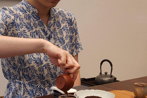 Busan: Join a Tea Ceremony & Create a Calligraphy Memento